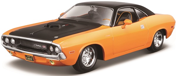 DODGE CHALLENGER R T 1970 Maisto Domino Model